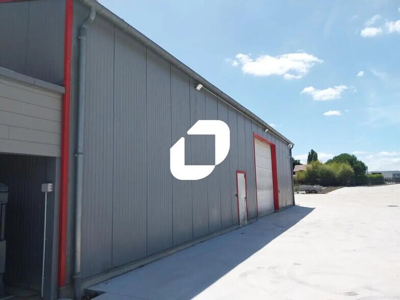 Flex in Thouaré-sur-Loire for lease - Building Photo - Image 2 of 8