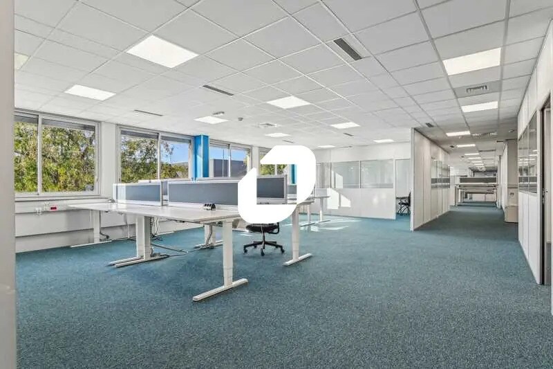 Office in Drancy for lease - Interior Photo - Image 3 of 8