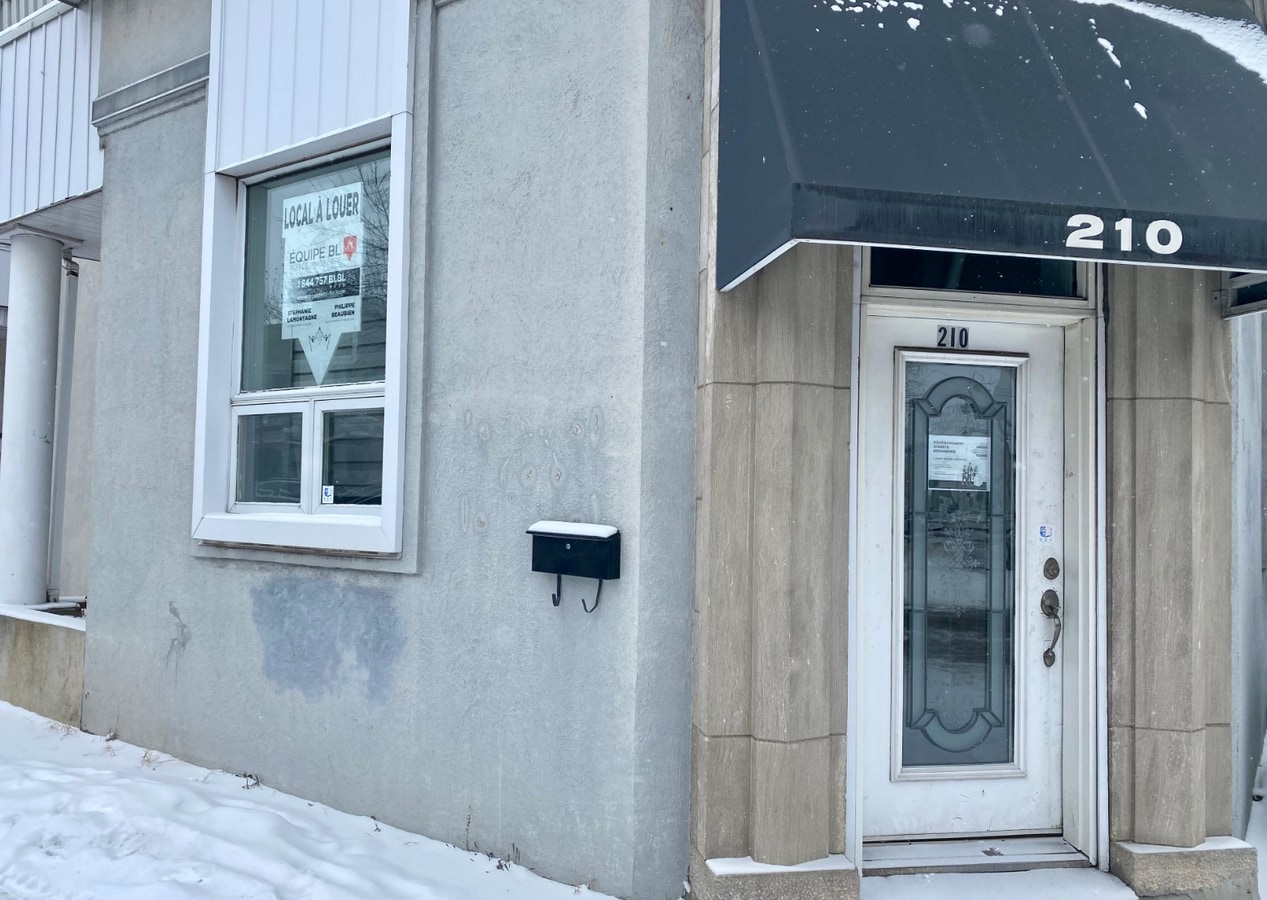 210 St SaintMarcel, Drummondville, QC J2B 2E2