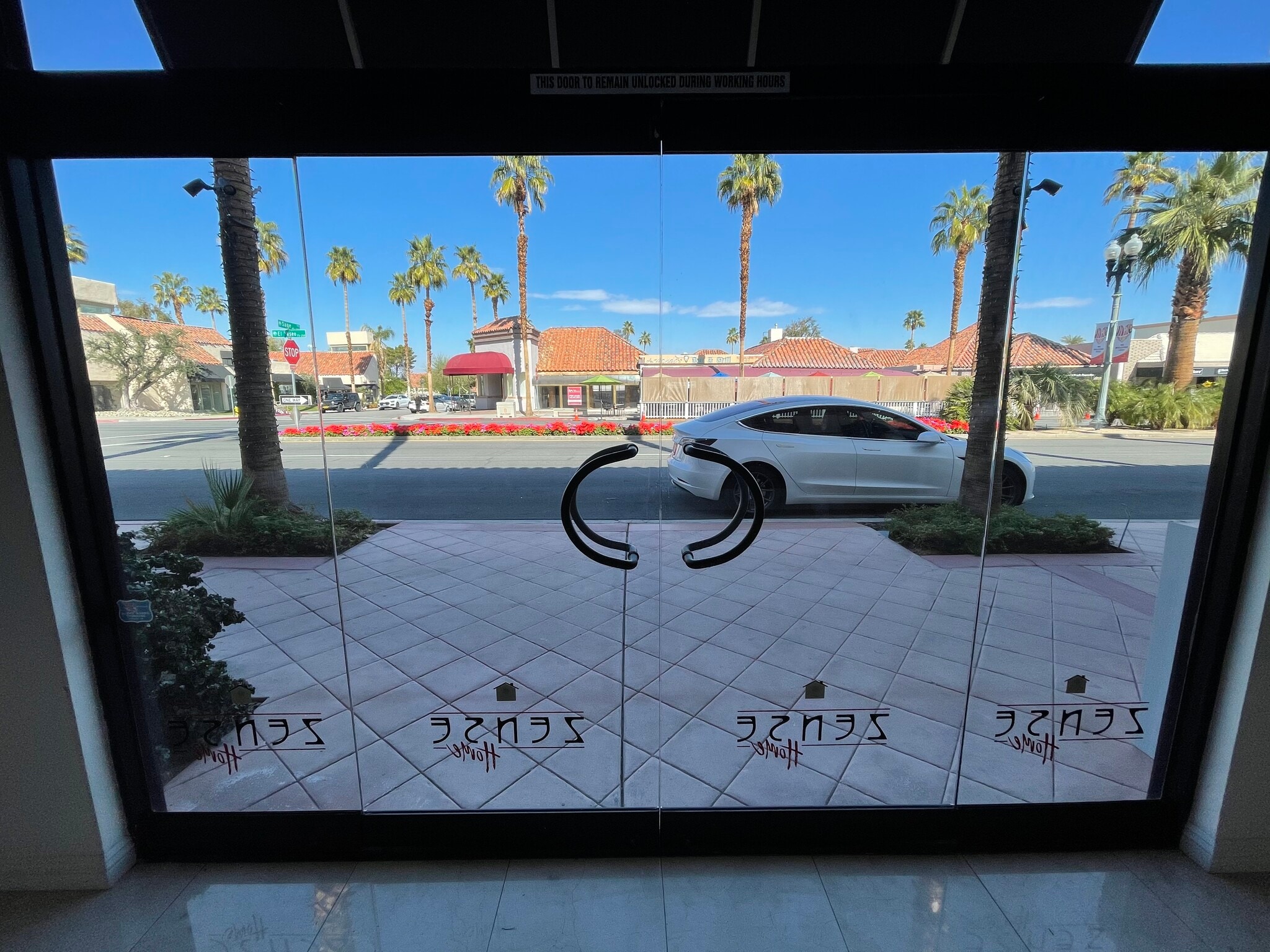 73255 El Paseo, Palm Desert, CA for lease Interior Photo- Image 1 of 13