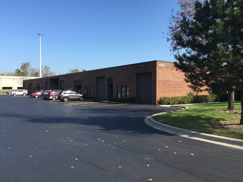 1050 Ensell Rd, Lake Zurich, IL for lease - Primary Photo - Image 2 of 18