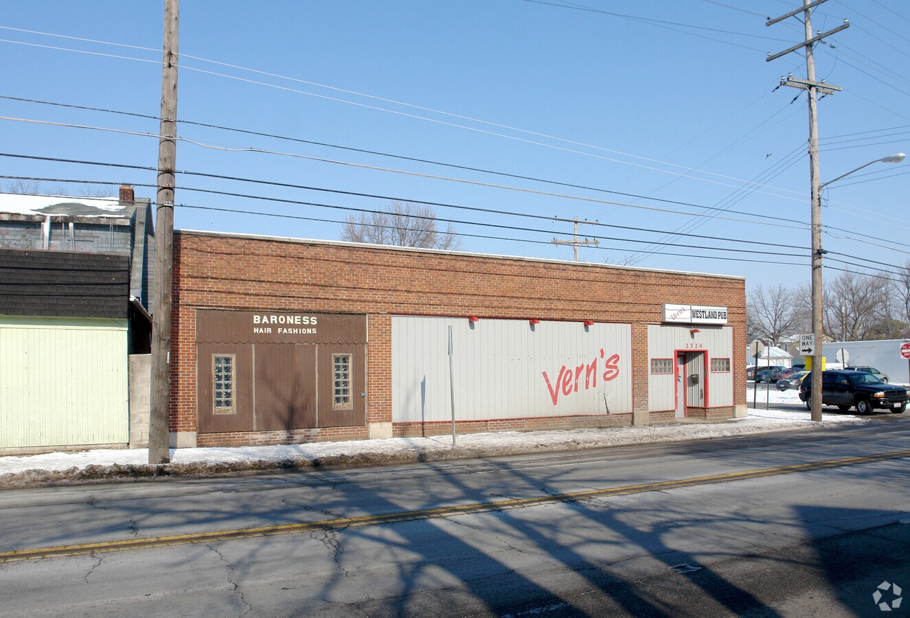 25242530 Sullivant Ave, Columbus, OH 43204