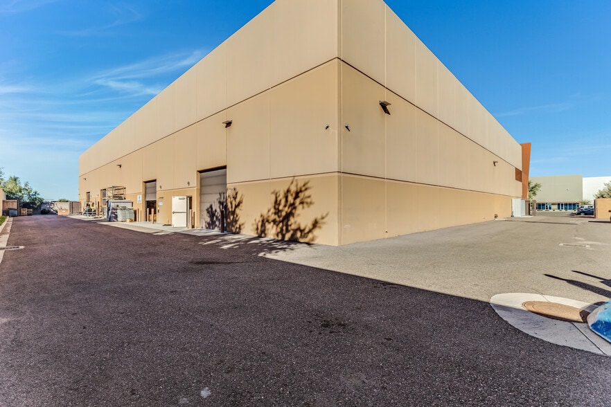 2675 E Cessna Dr, Chandler, AZ for sale - Building Photo - Image 2 of 18