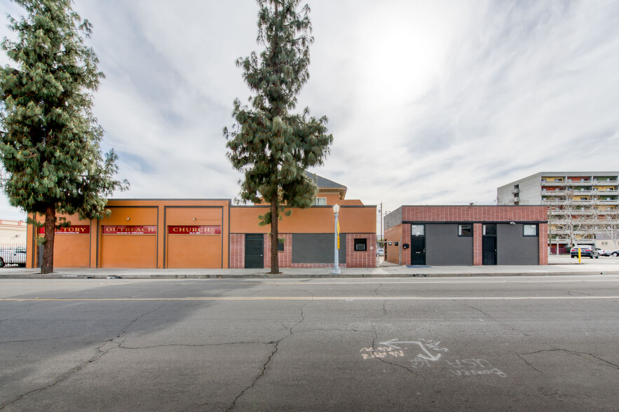 1747-1751 Van Ness Ave, Fresno, CA for sale - Building Photo - Image 1 of 1