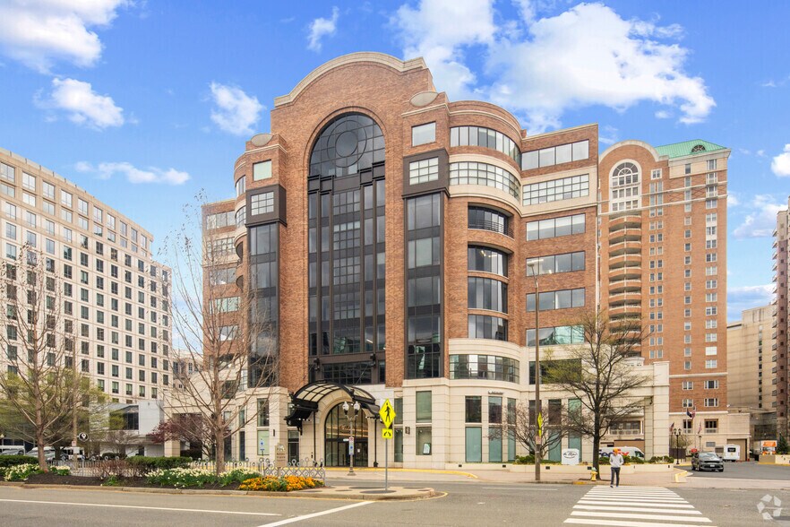 4350 N Fairfax Dr, Arlington, VA for lease - Building Photo - Image 1 of 9