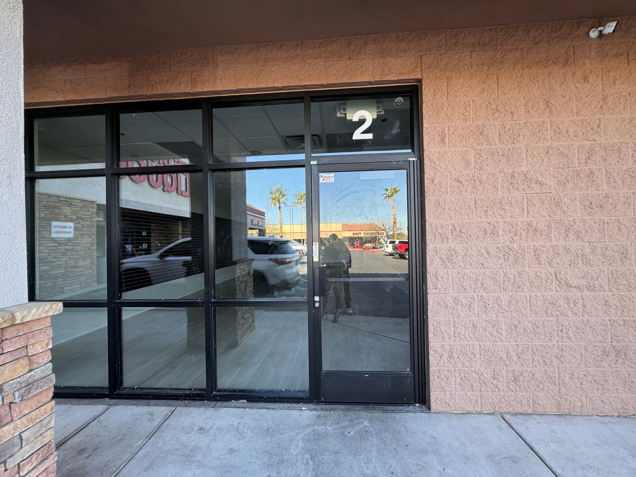 7411-7421 W Lake Mead Blvd, Las Vegas, NV for lease Building Photo- Image 1 of 6