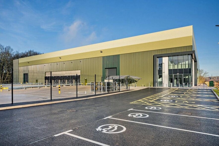 M81 Tower Rd, Stone for lease - Building Photo - Image 2 of 16