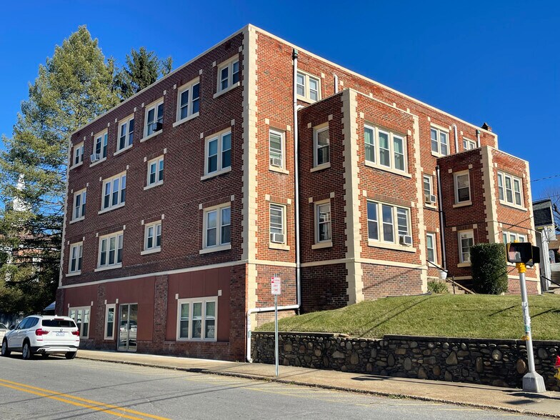 1 Newfound St, Canton, NC for sale - Building Photo - Image 1 of 1