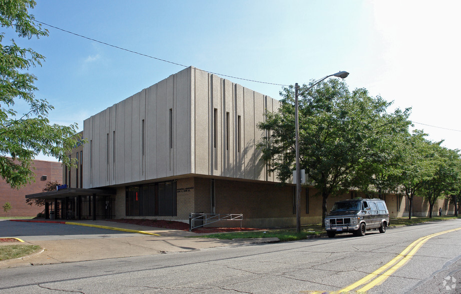 2295 E 55th St, Cleveland, OH for sale - Primary Photo - Image 1 of 1