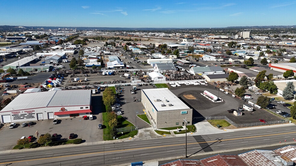 925 N Fancher Rd, Spokane Valley, WA for lease - Building Photo - Image 2 of 14