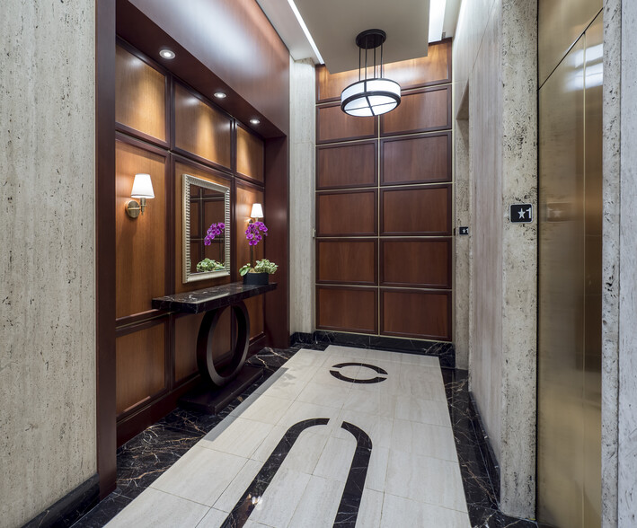 155 Montgomery St, San Francisco, CA for lease - Lobby - Image 3 of 10