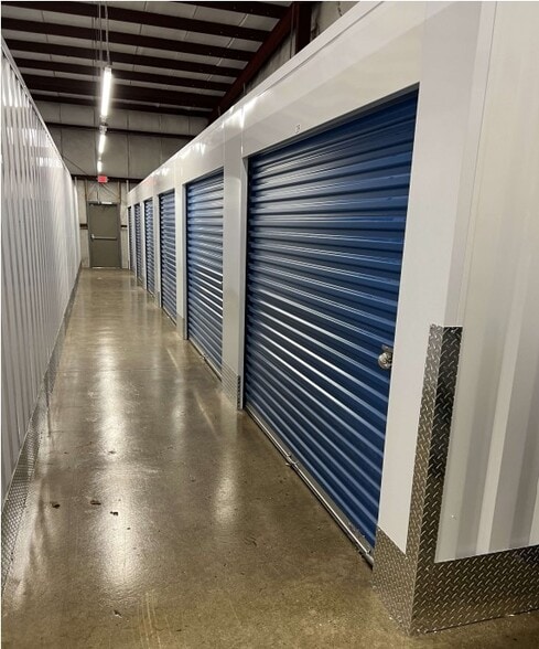 5 Old Bradley St, East Haven, CT for sale - Building Photo - Image 3 of 7