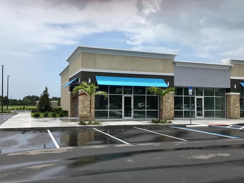 6455 N Wickham Rd, Melbourne, FL for lease - Primary Photo - Image 1 of 3