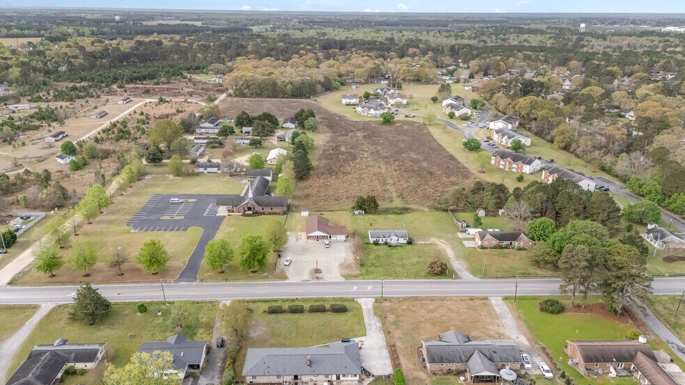 698 E New Hope Rd, Goldsboro, NC for sale - Building Photo - Image 2 of 19