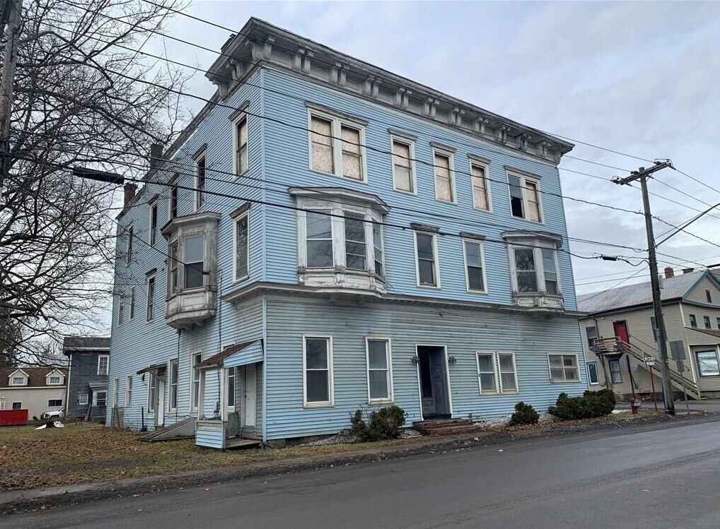 20 Lake St, Richfield Springs, NY for sale Primary Photo- Image 1 of 1