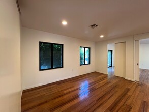 1085 Gayley Ave, Los Angeles, CA for lease Interior Photo- Image 2 of 13