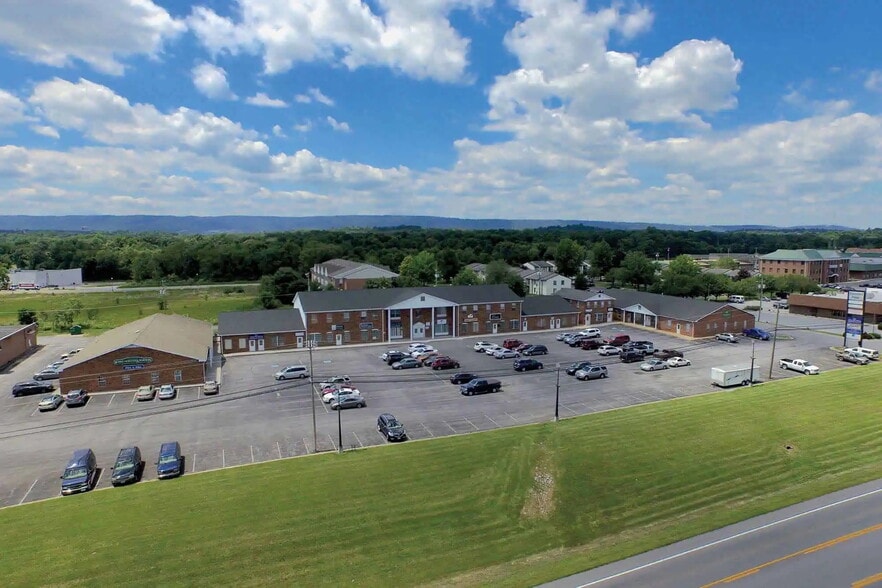 115 Aikens Center, Martinsburg, WV for lease - Building Photo - Image 2 of 3