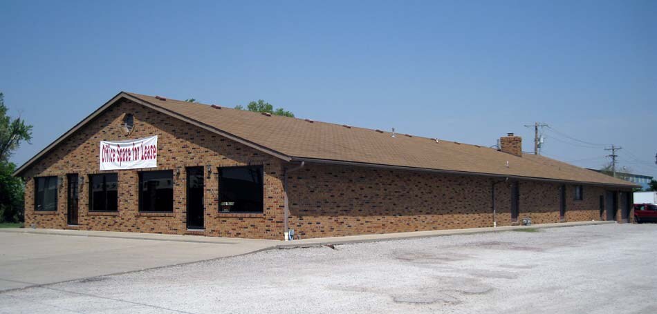 2431 Franklin St, Carlyle, IL for sale - Primary Photo - Image 1 of 1