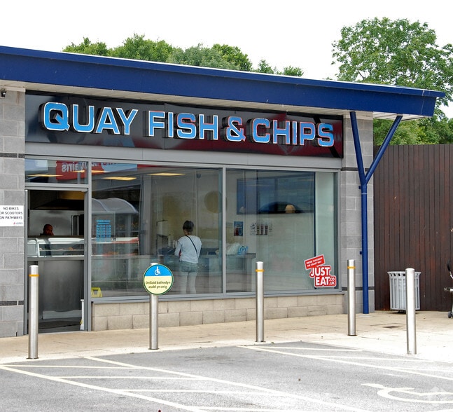 Ffordd Llanarth, Deeside for sale - Building Photo - Image 2 of 22