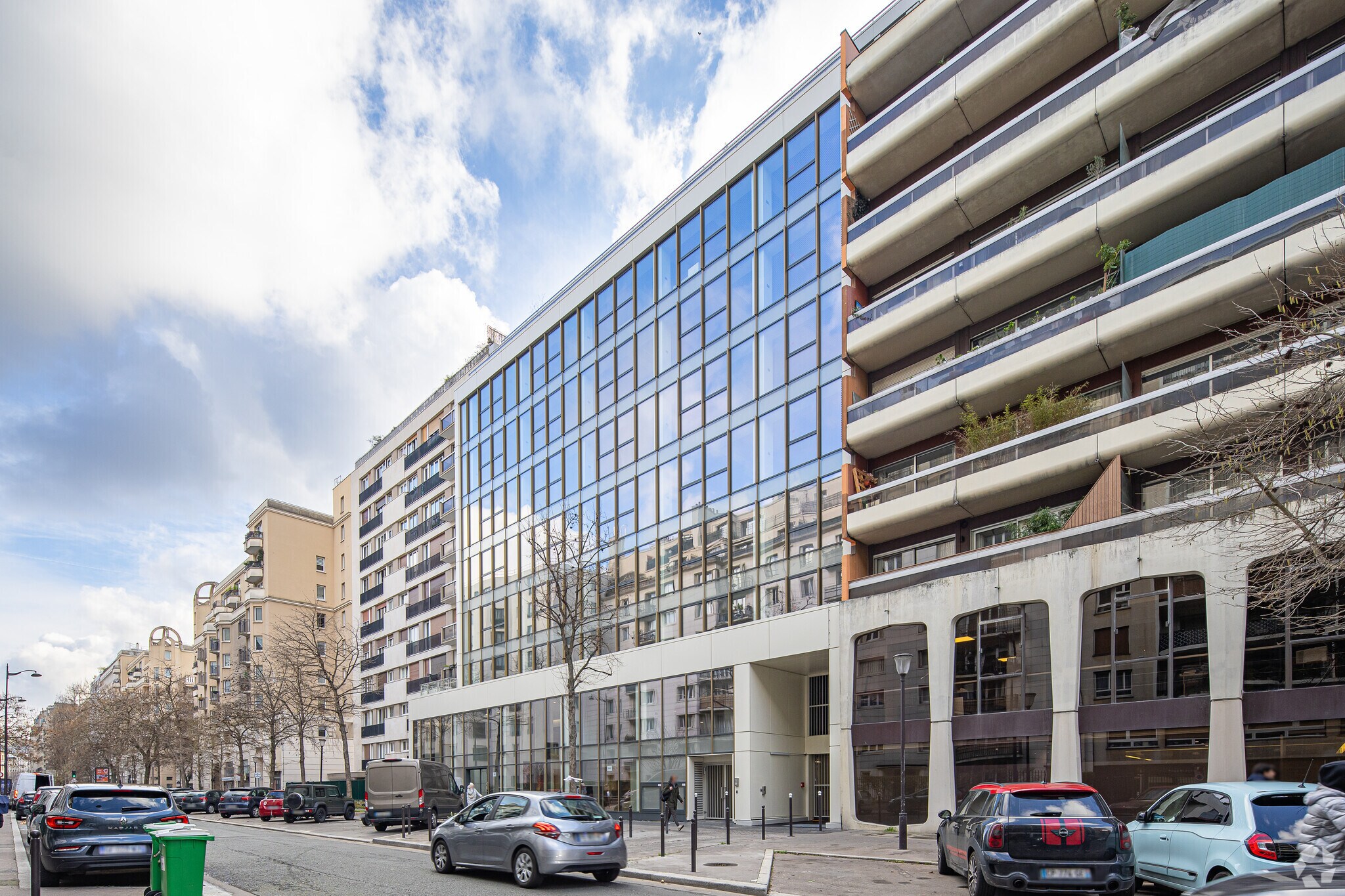 139-141 Rue De Saussure, Paris for lease Primary Photo- Image 1 of 3