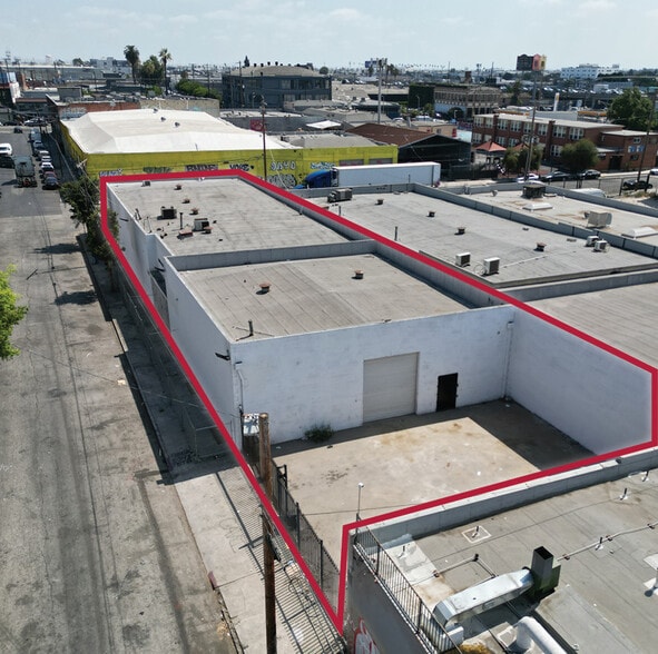 1120 E 14th Pl, Los Angeles, CA for sale - Aerial - Image 3 of 12