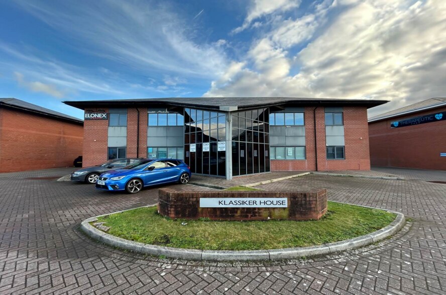 Avroe Cres, Blackpool, FY4 2DP Klassiker House