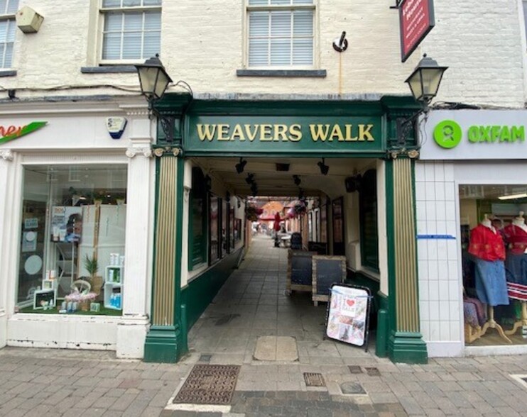 4 Weavers Walk, Newbury for lease - Building Photo - Image 2 of 2