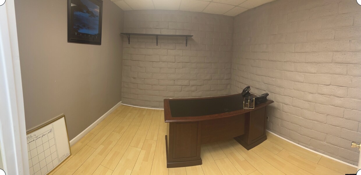 405 N Maclay Ave, San Fernando, CA for lease Interior Photo- Image 1 of 2