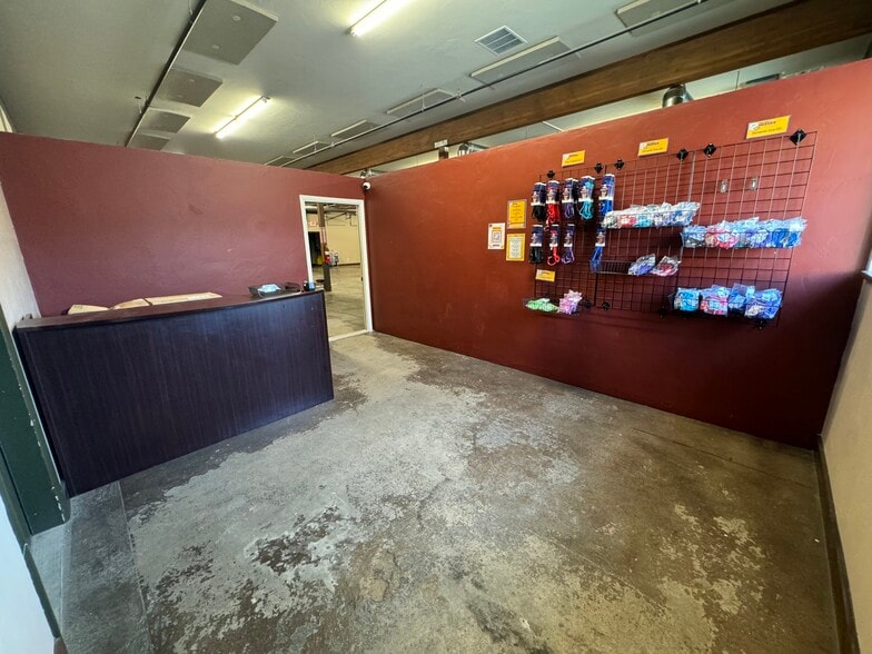 1014 E Draper Pky, Draper, UT for lease - Building Photo - Image 3 of 8