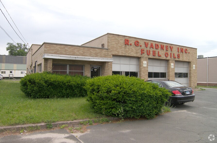 316 Boston Post Rd, Orange, CT 06477 Industrial for Lease