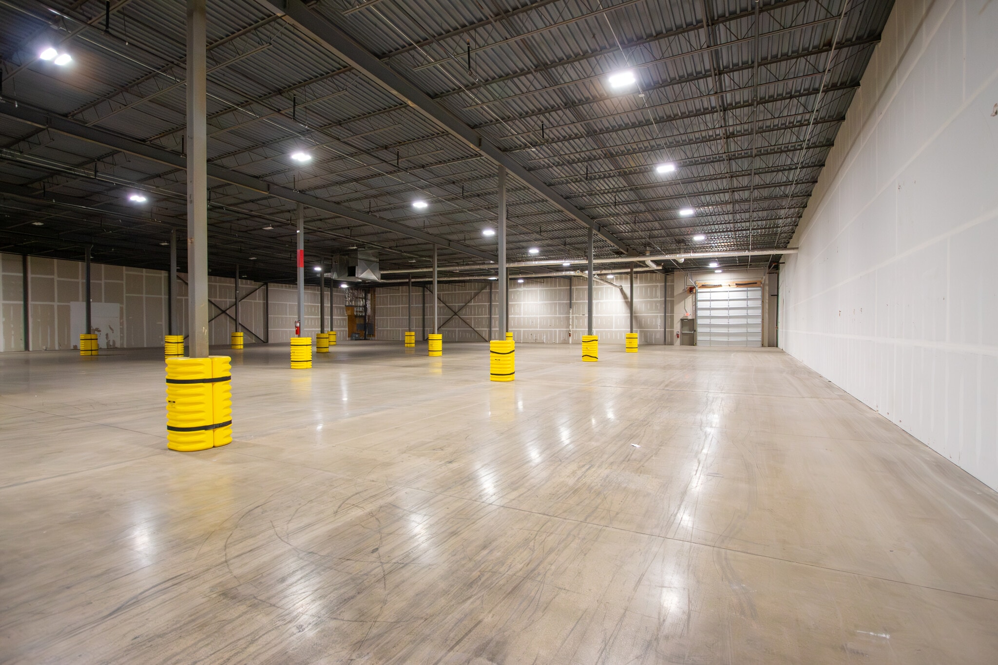 987-999 E Ash St, Piqua, OH for lease Interior Photo- Image 1 of 76