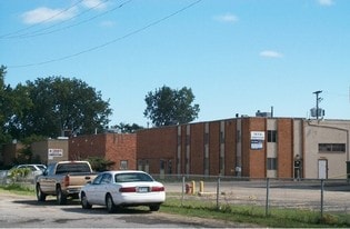 24326-24330 Sherwood, Center Line MI - Warehouse