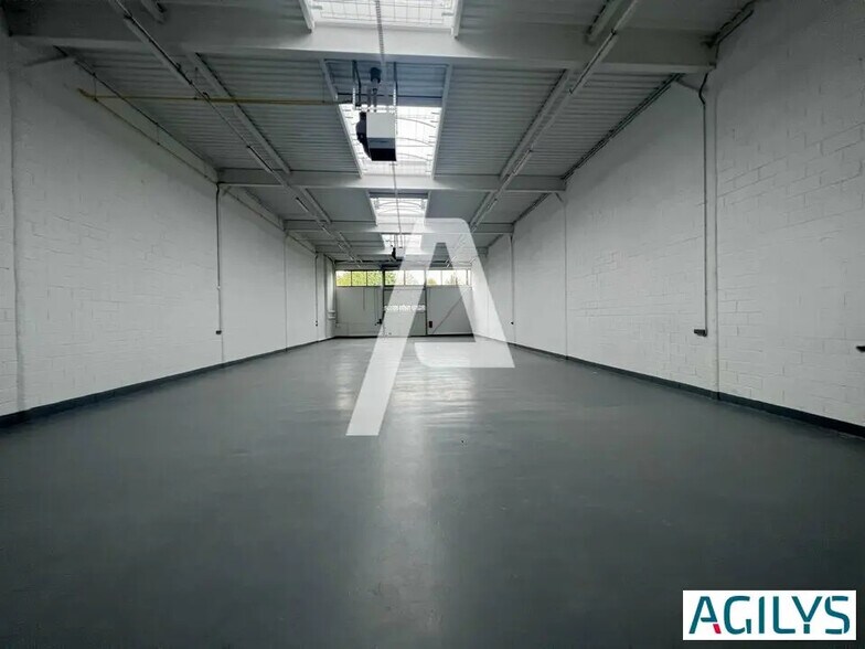 Flex in Bonneuil-sur-Marne for lease - Interior Photo - Image 3 of 6