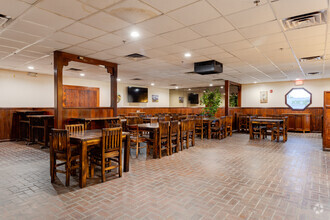 4736 & 4740 W Irlo Bronson Memorial Hwy, Kissimmee, FL for lease Interior Photo- Image 2 of 4