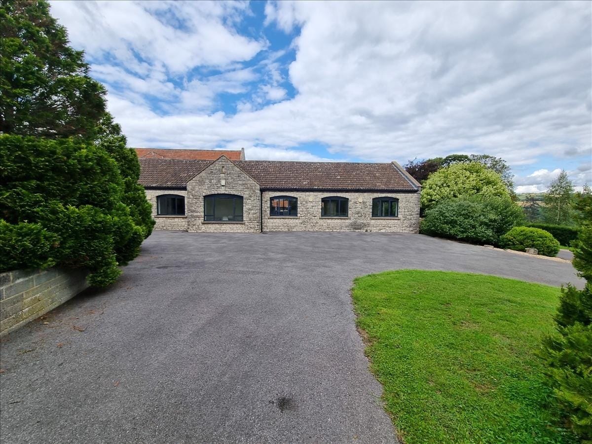 Ashton Hl, Bath for sale Primary Photo- Image 1 of 1