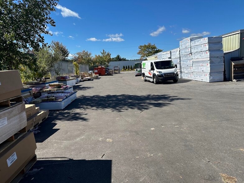 211 Gay St, Manchester, NH for lease - Building Photo - Image 3 of 3