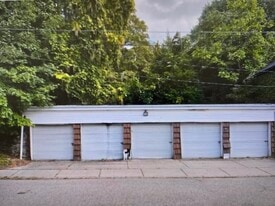 13 Arch St, Butler NJ - Parking Garage
