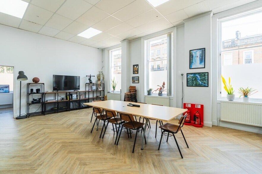 1-2 Woodside Pl, Glasgow for sale - Interior Photo - Image 3 of 42