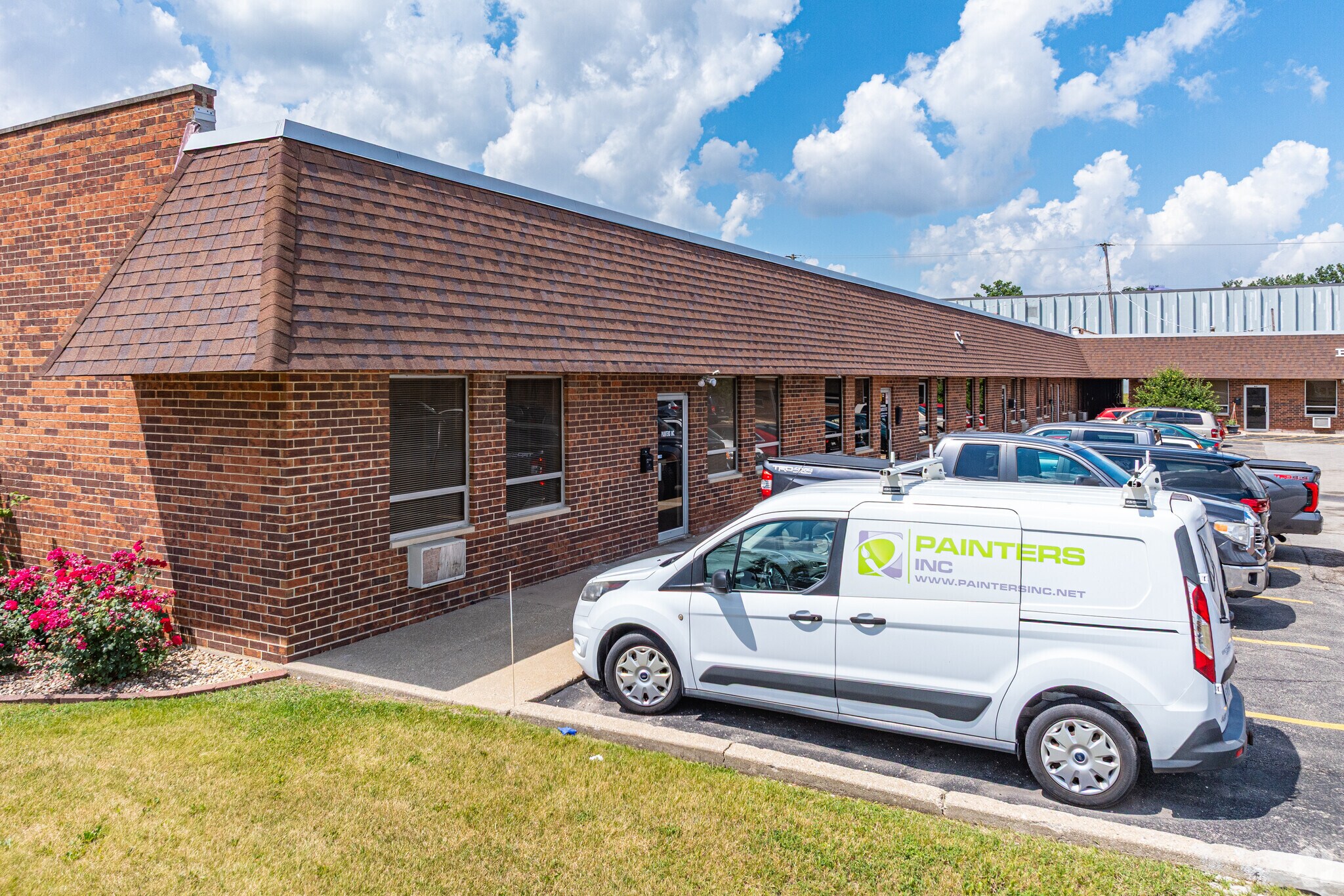 920 Ridge Ave N, Lombard, IL for lease Primary Photo- Image 1 of 7