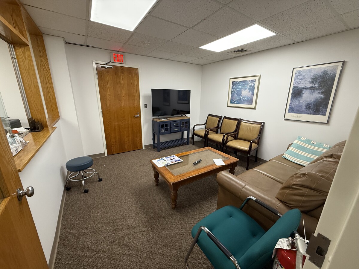 67 Union St, Natick, MA 01760 - Unit 105 - - Interior Photo - Image 1 of 7