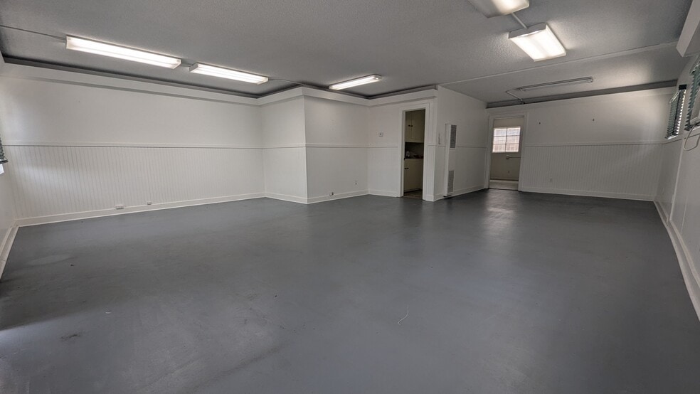 4425 Cass St, San Diego, CA for lease - Building Photo - Image 3 of 10
