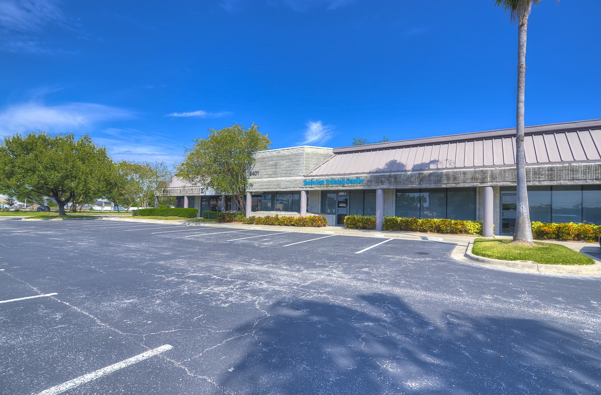 8507 Benjamin Rd, Tampa, FL 33634 Northport Business Park