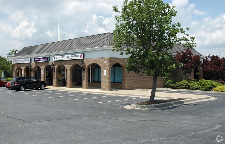 9402 Marlboro Pike, Upper Marlboro, MD for lease - Building Photo - Image 3 of 6