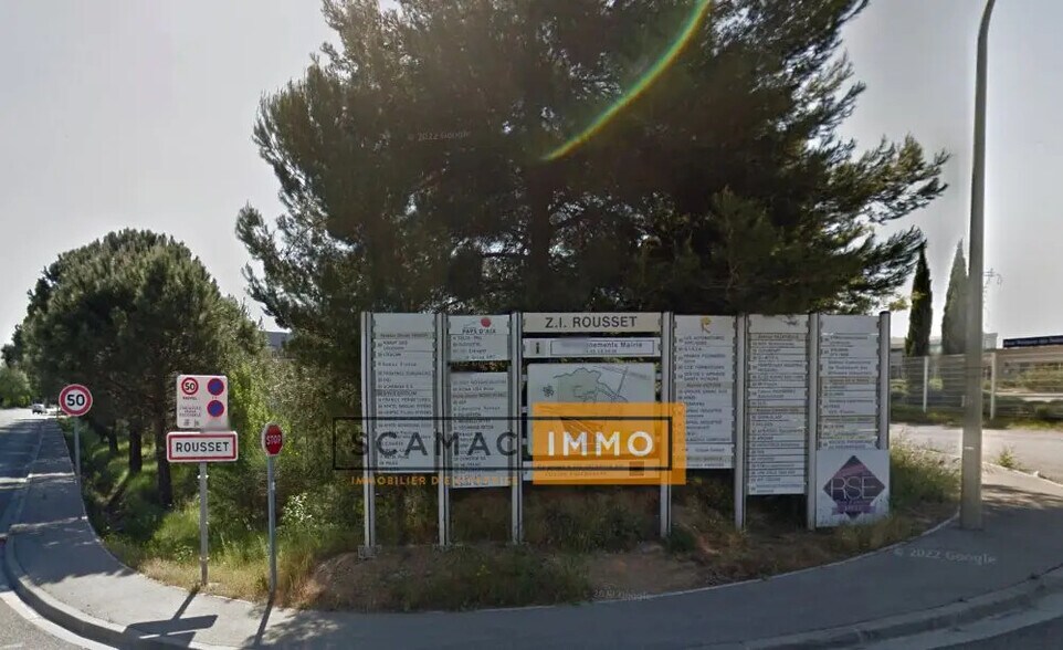 Office in Rousset for lease - Building Photo - Image 2 of 4