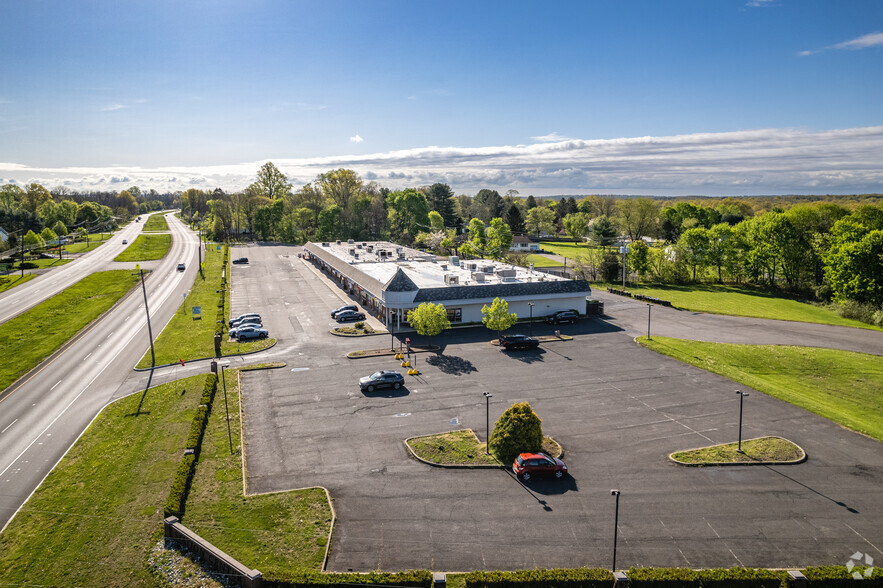 539 Route 22 E, Whitehouse Station, NJ for lease - Building Photo - Image 3 of 20