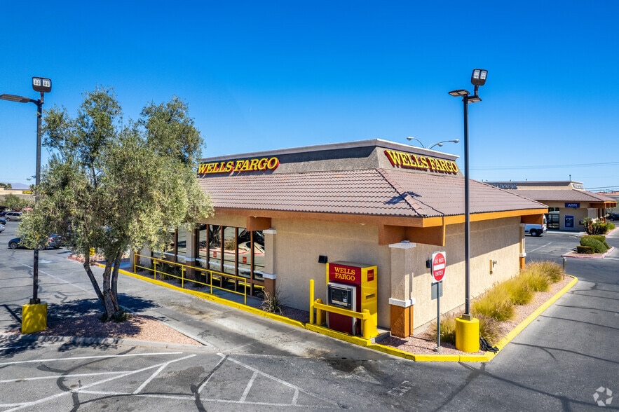 3726 E Flamingo Rd, Las Vegas, NV for sale - Primary Photo - Image 1 of 2