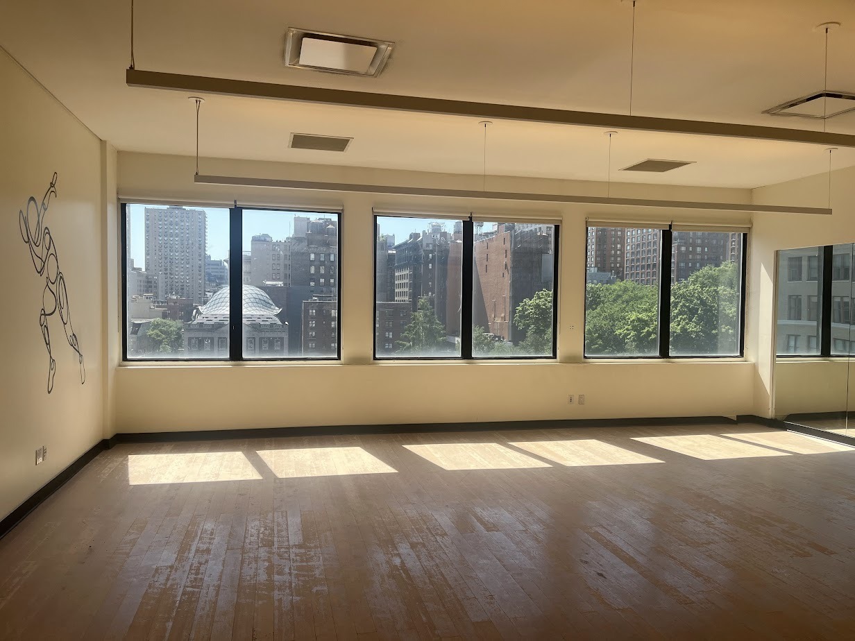 37 Union Sq W, New York, NY for lease Interior Photo- Image 1 of 15