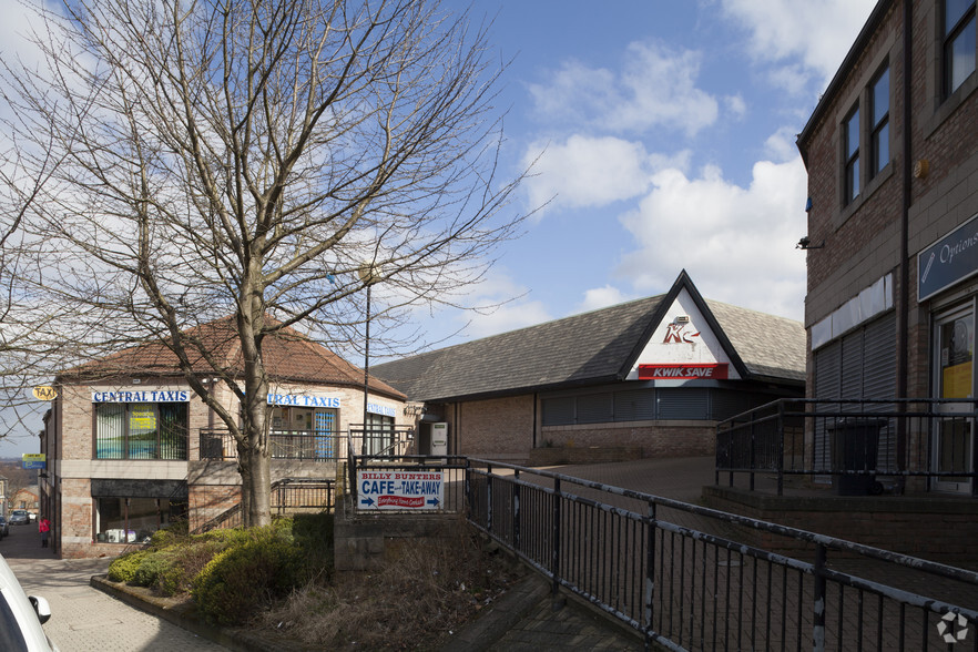 High St, Gateshead for lease - Primary Photo - Image 1 of 3