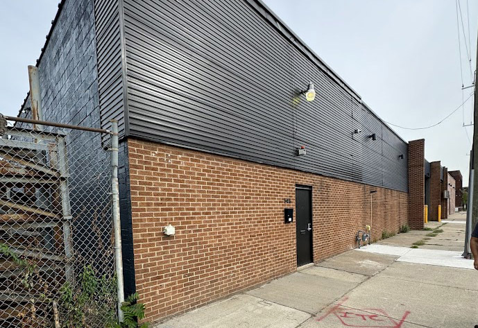 545 E Milwaukee St, Detroit, MI for lease - Building Photo - Image 2 of 9