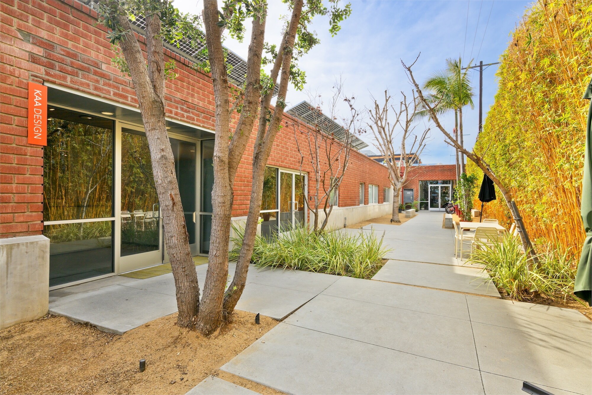 4201 Redwood Ave, Los Angeles, CA for lease Building Photo- Image 1 of 15